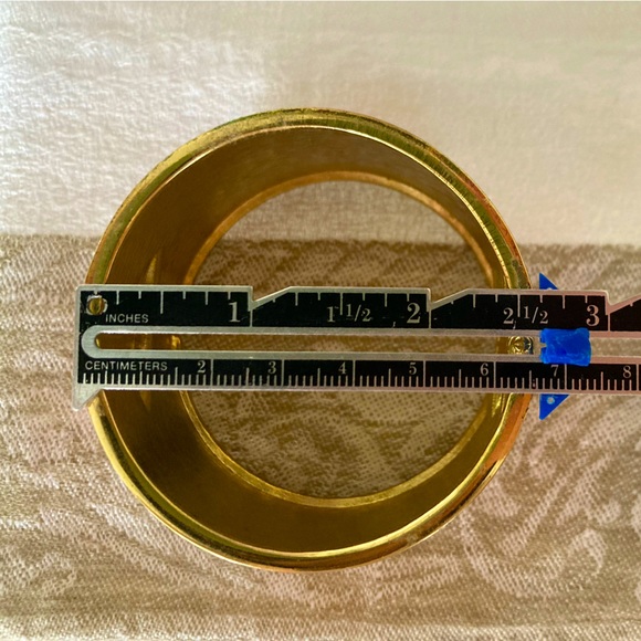 Eye-catching Orange Enamel Cuff Bracelet - Picture 5 of 6